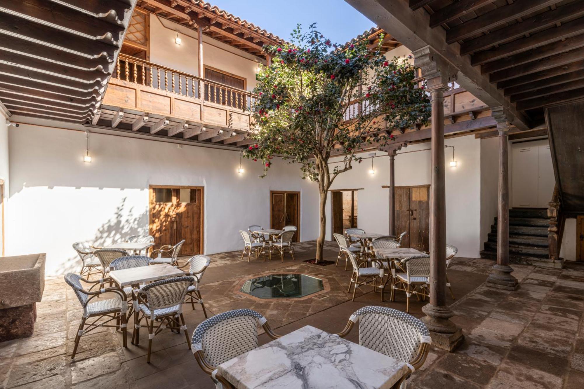 La Casa De La Camelia Hotell La Laguna  Exteriör bild